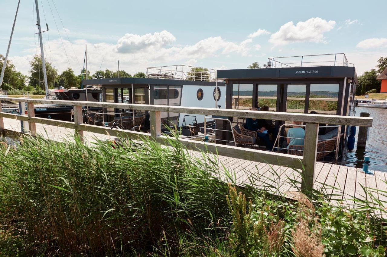 Hausboote Und Fewo Vieregge ภายนอก รูปภาพ